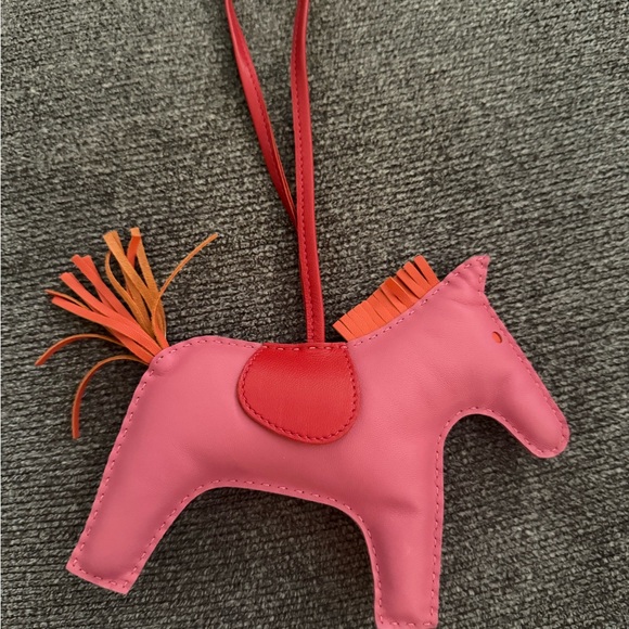 Authentic Hermes Rodeo GM - Picture 4 of 5